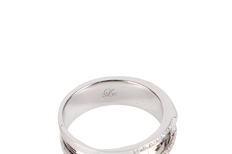 LOVE & CO DIAMOND RING 18K WG SIZE 52 4.6G