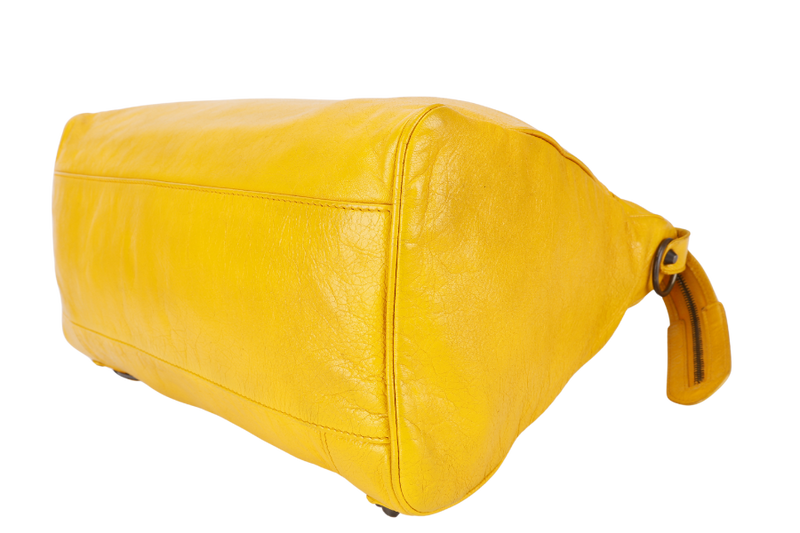 BALENCIAGA CITY VELO MUSTARD YELLOW LAMBSKIN HANDBAG WITH STRAPS AND DUST COVER