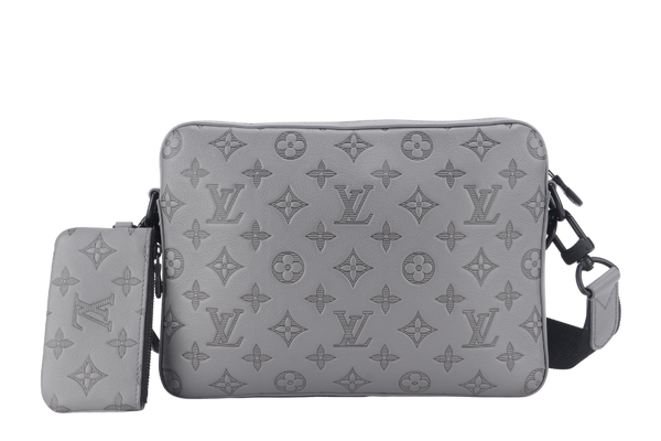 LOUIS VUITTON M46603 TRIO MESENGER BAG GREY MONOGRAM SHADOW BLACK HARDWARE WITH DUST COVER