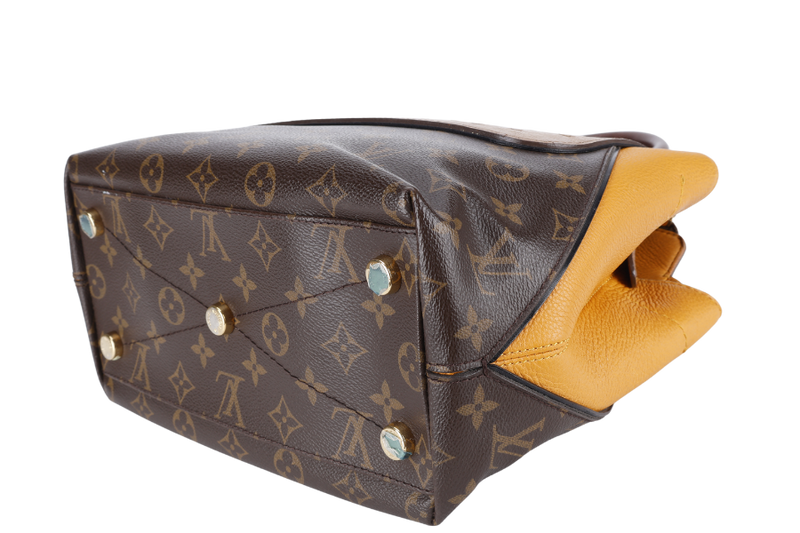 LOUIS VUITTON MAJESTUEUX PM BAG (MONOGRAM x OSTRICH x LIZARD) WITH DUST COVER