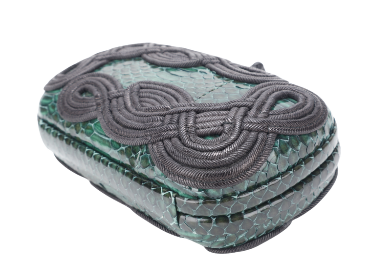 BOTTEGA VENETA PASSAMANERIA EMERALD SNAKESKIN WOVEN KNOT SUEDE LEATHER INTERIOR CLUTCH WITH DUST COVER