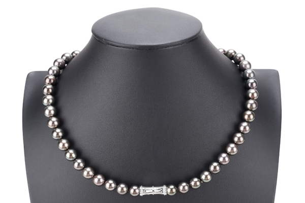 TASAKI BLACK PEARL NECKLACE 56.4G 8.0-11.0MM SV SETTINGS 46CM WITH BOX