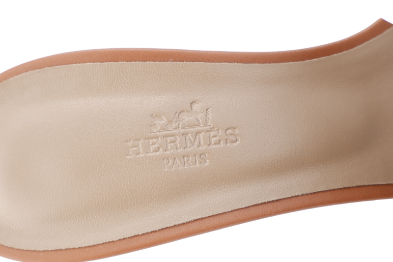 HERMES OASIS SANDAL SIZE 38.5 GOLD COLOR WITH DUST COVER AND BOX