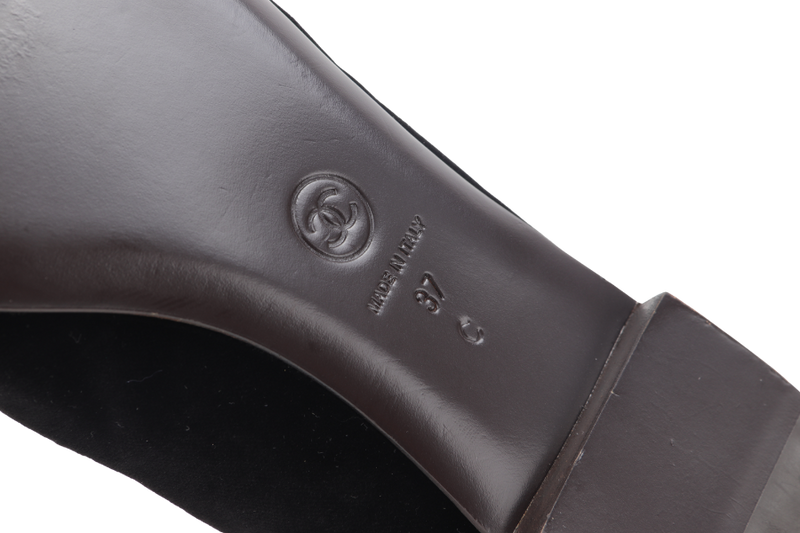 CHANEL BALLERINA FLATS BLACK VELVET SIZE 37C WITH DUST COVER