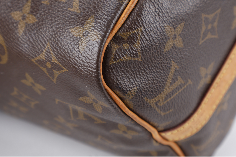 LOUIS VUITTON SPEEDY BANDOULIERE 30 MONOGRAM CANVAS LEATHER GOLD HARDWARE WITH STRAPS, LOCK, DUST COVER AND BOX