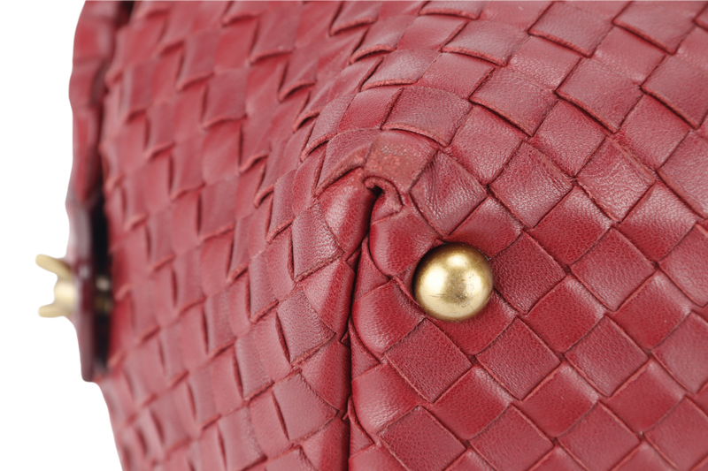 BOTTEGA VENETA BOSTON BAG MEDIUM RED LEATHER GOLD HARDWARE NO DUST COVER