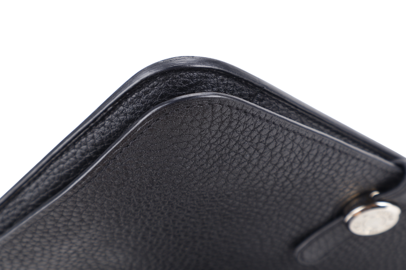 HERMES DOGON DUO WALLET STAMP O SQUARE (YEAR 2011) NOIR TOGO LEATHER SILVER HARDWARE WITH BOX