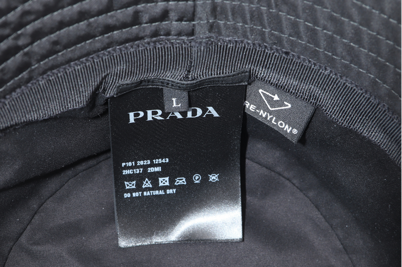 PRADA BUCKET HAT METAL LOGO BLACK NYLON WITH DUST COVER