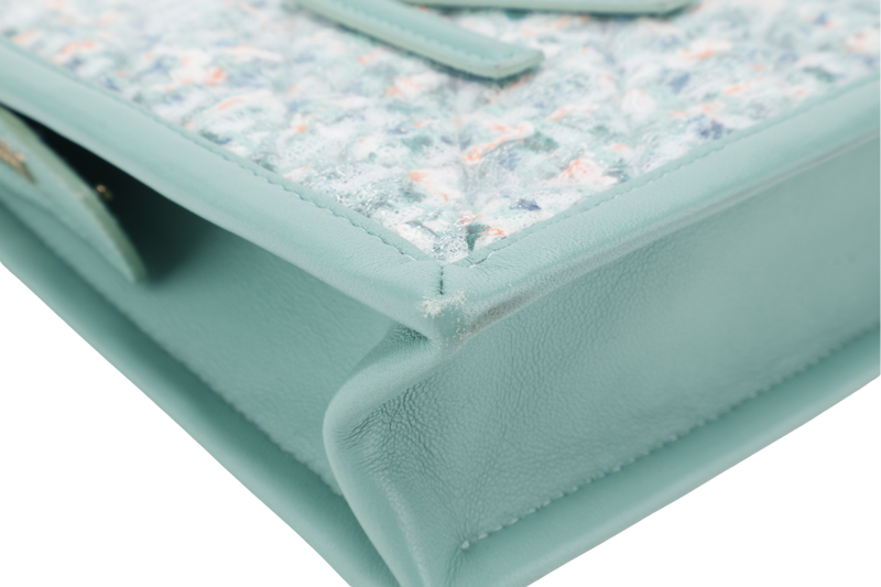 CHANEL GREEN TWEED PVC LAMBSKIN CHANEL LOGO WRISTLET POUCH (2081xxxx) GOLD HARDWARE WITH DUST COVER AND CARD