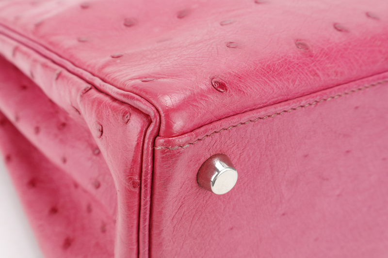 HERMES KELLY 32 RETOURNE FUCHSIA OSTRICH PHW STAMP I (YEAR 2005) WITH STRAPS AND DUST COVER