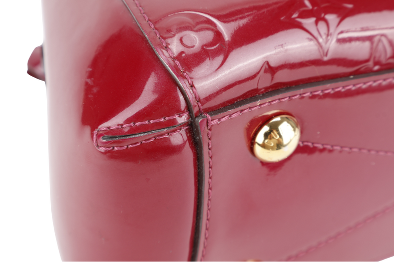 LOUIS VUITTON MONTAIGNE BB MAGENTA MONOGRAM VERNIS GOLD HARDWARE WITH STRAPS, LOCK & KEYS AND DUST COVER