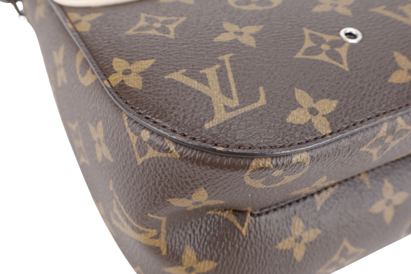 LOUIS VUITTON M44115 CHAIN IT BLACK CALFSKIN x MONOGRAM SILVER HARDAWARE, GOLD HARDWARE WITH STRAPS AND DUST COVER