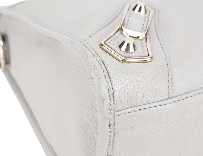 BALENCIAGA CITY EDGE LIGHT GREY LEATHER GOLD HARDWARE WITH STRAPS AND DUST COVER