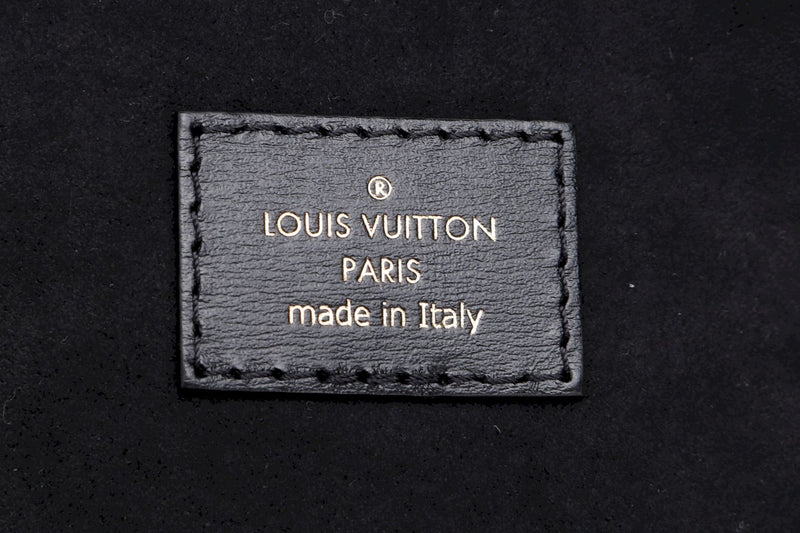 Louis Vuitton Game On Vanity, PM Size