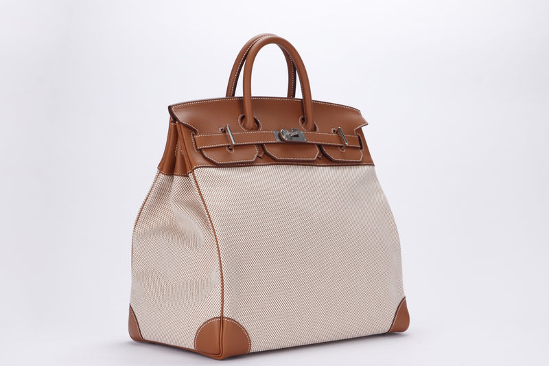 Hermes HAC 40 (Stamp Z), Criss Gold Evercolor Leather with Beige Toile, Silver Hardware, with Keys, Lock, Dust Cover & Box