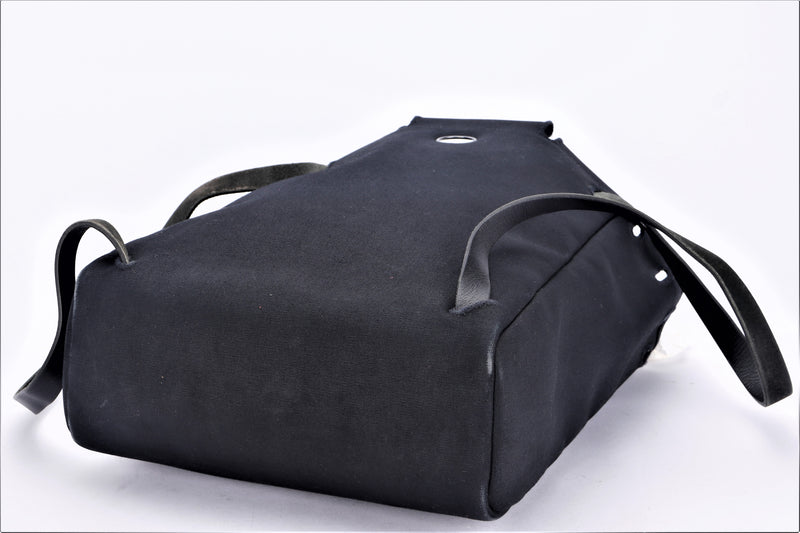 HERMÈS, BLACK TOILE OFFICIER HERBAG BACKPACK MM WITH BRUSHED SILVER  HARDWARE, Luxury Handbags, 2020