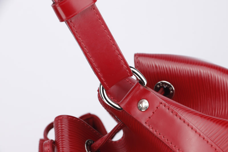 Louis Vuitton Petit Néonoé Red Epi Leather Bucket Bag (TJ1183), Silver Hardware, with Dust Cover
