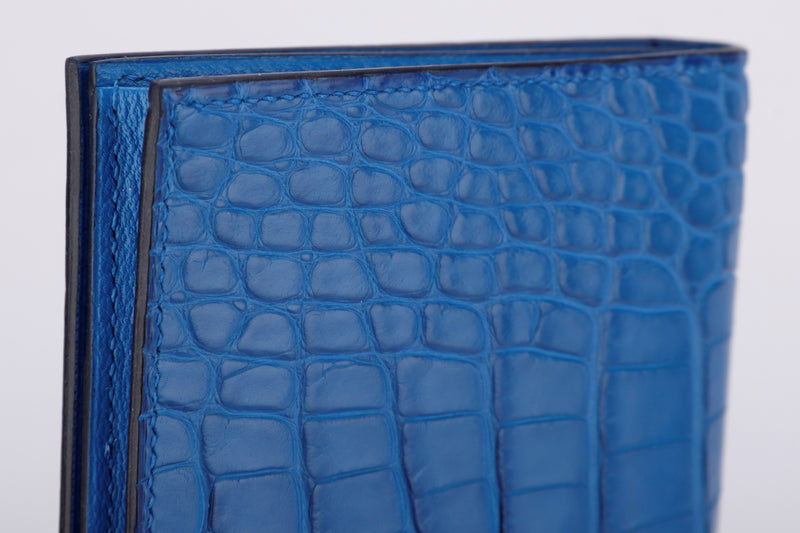 (Exotic) Hermes Bearn Wallet (Stamp D) Blue Matte Alligator, Gold Hardware, with Dust Cover & Box