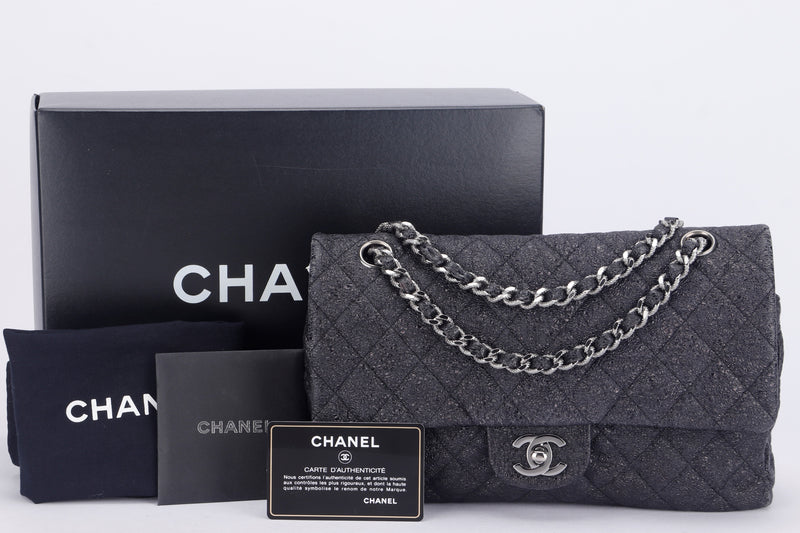 CHANEL CLASSIC FLAP (1147xxxx) MEDIUM WIDTH 25CM, BLACK COATED TEXTURE, SILVER HARDWARE, WITH CARD, DUST COVER & BOX