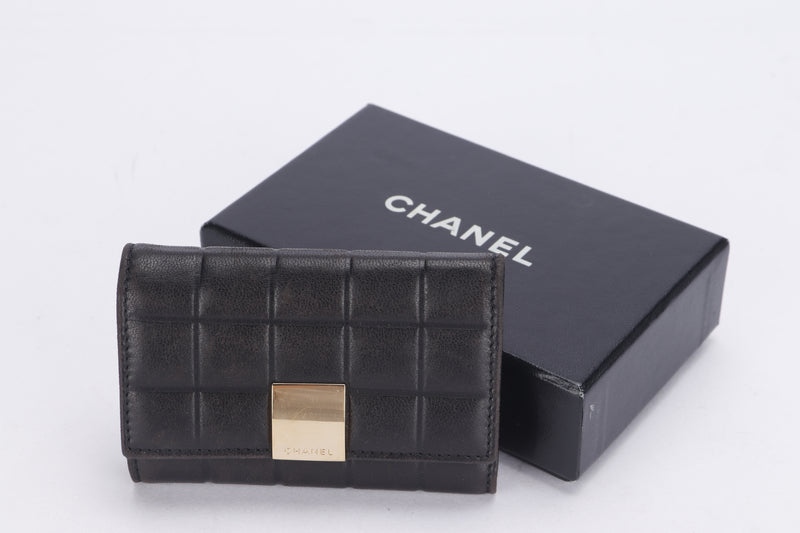 CHANEL VINTAGE BLACK COLOR LAMBSKIN CHECKED GHW KEY HOLDER (727xxxx), WITH BOX, NO CARD