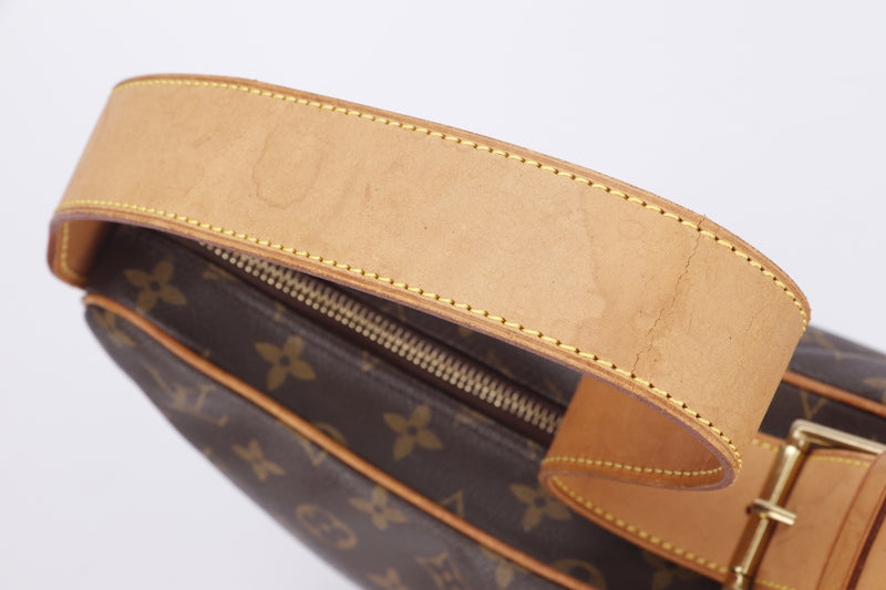 Louis Vuitton Monogram Croissant GM - Brown Hobos, Handbags - LOU791860