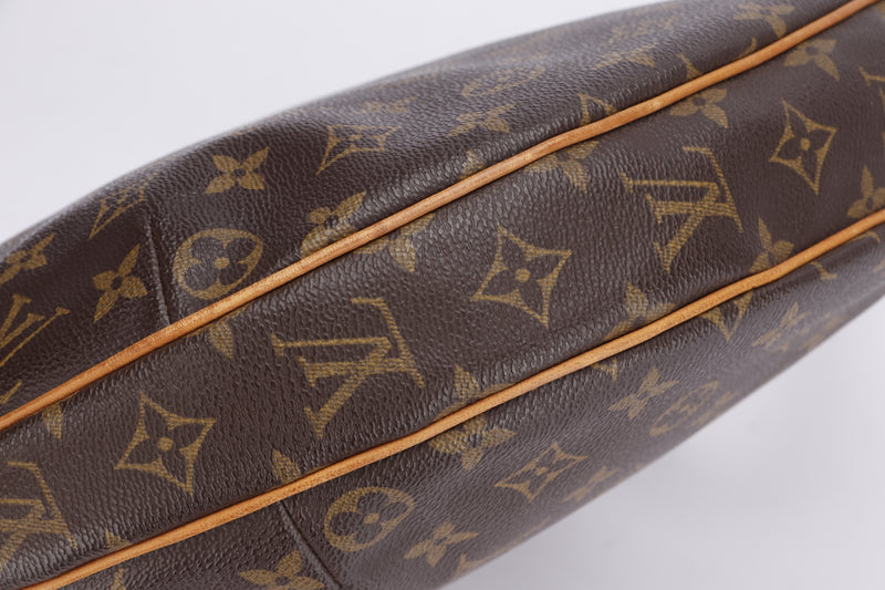 Louis Vuitton Seltene Hobo Crossbody Croissant-Tasche mit