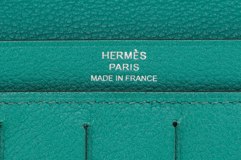 Hermes Citizen Twill Long Wallet (Stamp A) Vert Vertigo Evelyne Color Leather, with Box