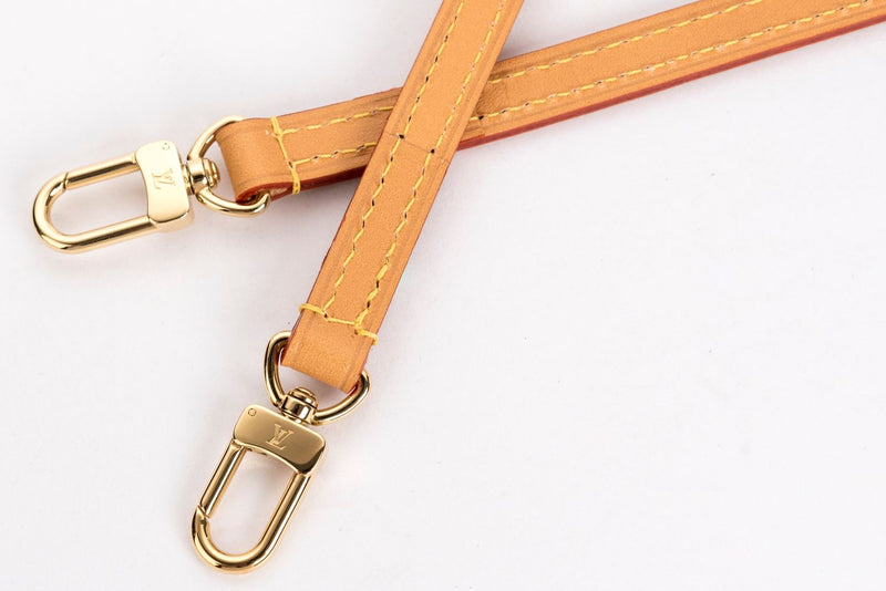 Louis Vuitton width 10mm Leather Shoulder Strap, Gold Hardware