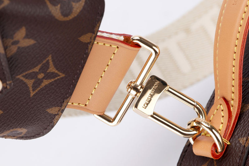 Shop Louis Vuitton DAMIER Monogram Plain Leather Crossbody Bag Logo Bags by  Mau.loa