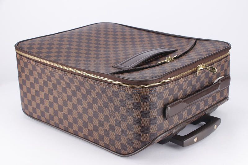 Louis Vuitton développe une gamme de valises connectées –