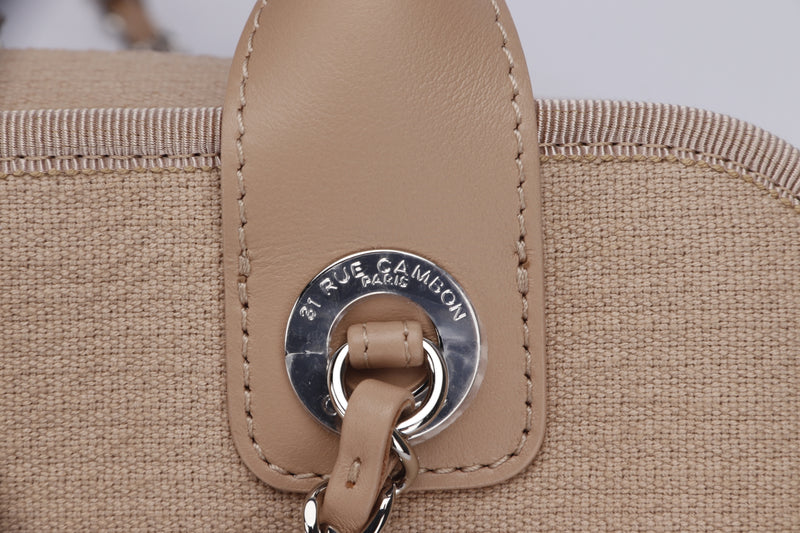 Chanel Deauville Tote Medium Navy Blue Bag (Microchip)