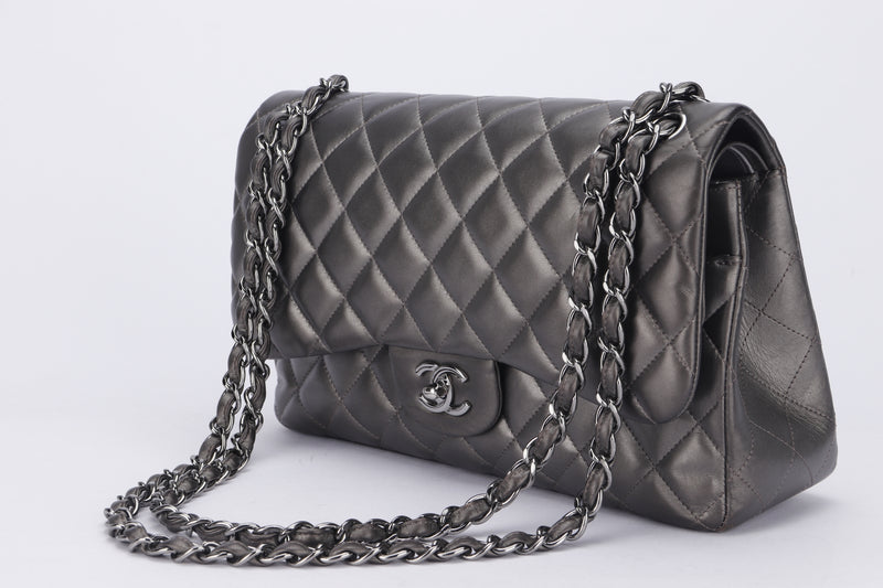 Shop Chanel Classic Jumbo Size  UP TO 60 OFF