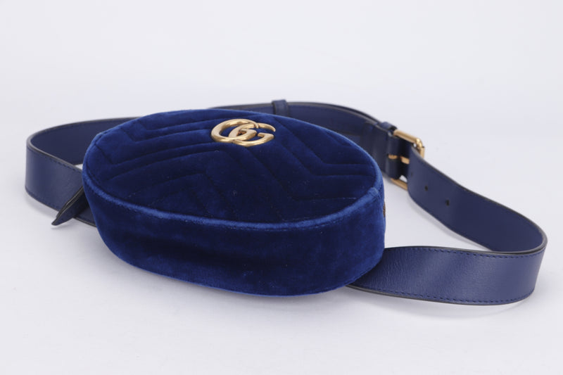 Gucci Marmont Small Size Blue Quilted Suede Leather Bod Bod Body Bag (476434 9FRDT 493075), no Dust Cover
