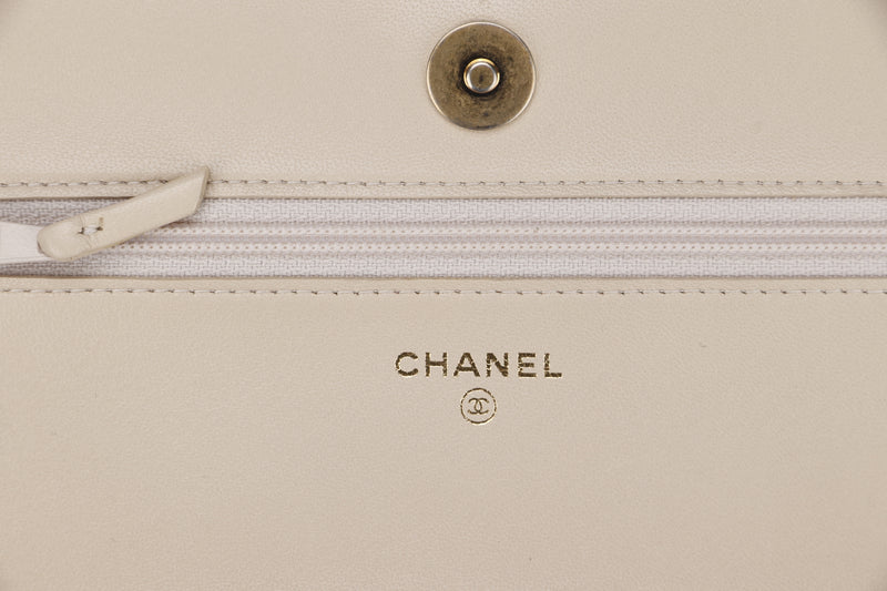 CHANEL 19 WALLET ON CHAIN (3096xxxx) LIGHT BEIGE COLOR LAMBSKIN, GOLD, SILVER & RUTHENIUM HARDWARE, WITH CARD, DUST COVER & BOX