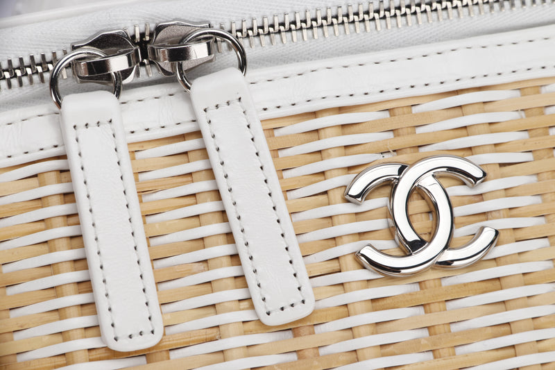 CHANEL White Rattan Wicker Small Vanity Case with Top Handle