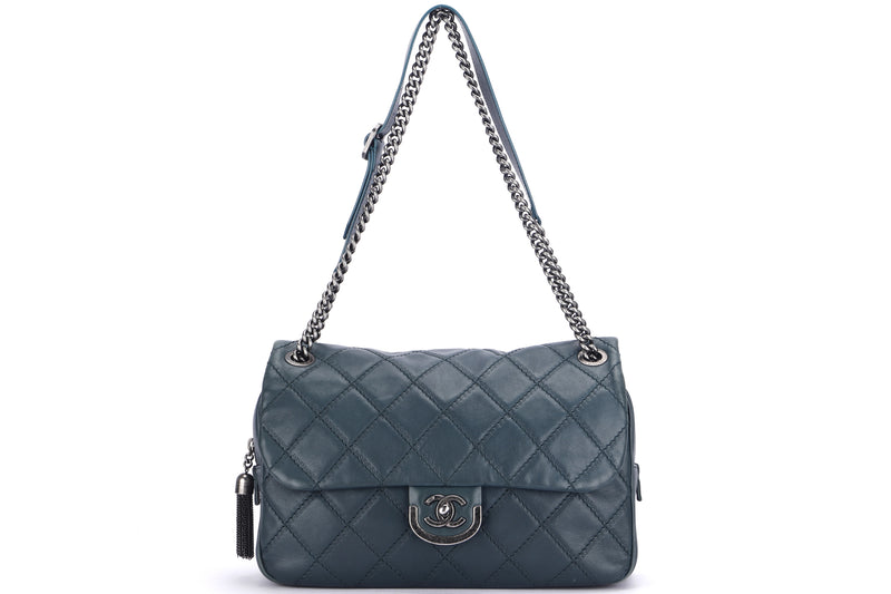 CHANEL COCO SPORRAN FLAP (1818xxxx) JUMBO DARK GREEN QUILTED CALFSKIN RUTHENLUM HARDWARE, WITH DUST COVER & BOX, NO CARD