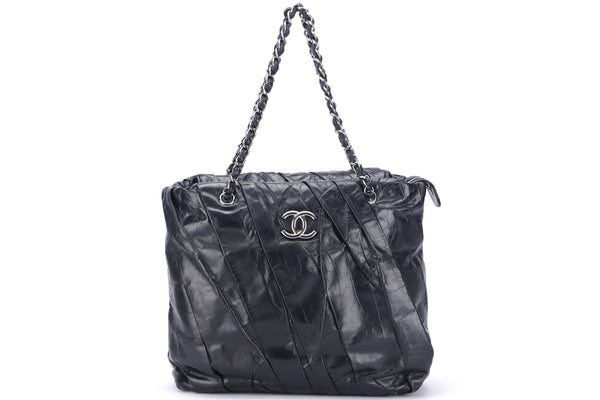 CHANEL TWISTED TOTE GLAZED (1300xxxx) MEDIUM BLACK CALFSKIN, SILVER HARDWARE, WITH CARD, NO DUST COVER