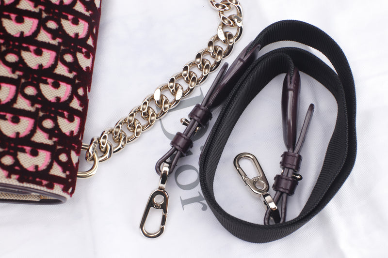 CHRISTIAN DIOR DIORAMA (17-BO-0166) BEIGE, BURGUNDY & PINK DIOR OBLIQUE FABRIC EMBROIDDERED WITH BURGUNDY TUFTED VELVET, GOLD HARDWARE, WITH CARD, STRAP & DUST COVER
