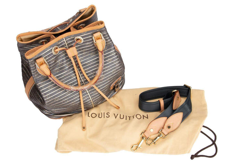 Louis Vuitton Printemps Ete 2010 Bucket Noe Leather Limited Tote