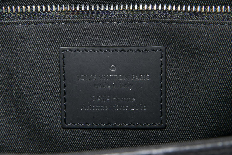 Attic House Bags LV M40511 MONOGRAM ECLIPSE CANVAS VOYAGER PM MDG-1281-LV